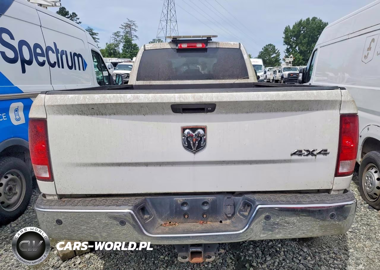 2018 Ram 3500 St VIN:3C63RRGJ1JG139032 - 6