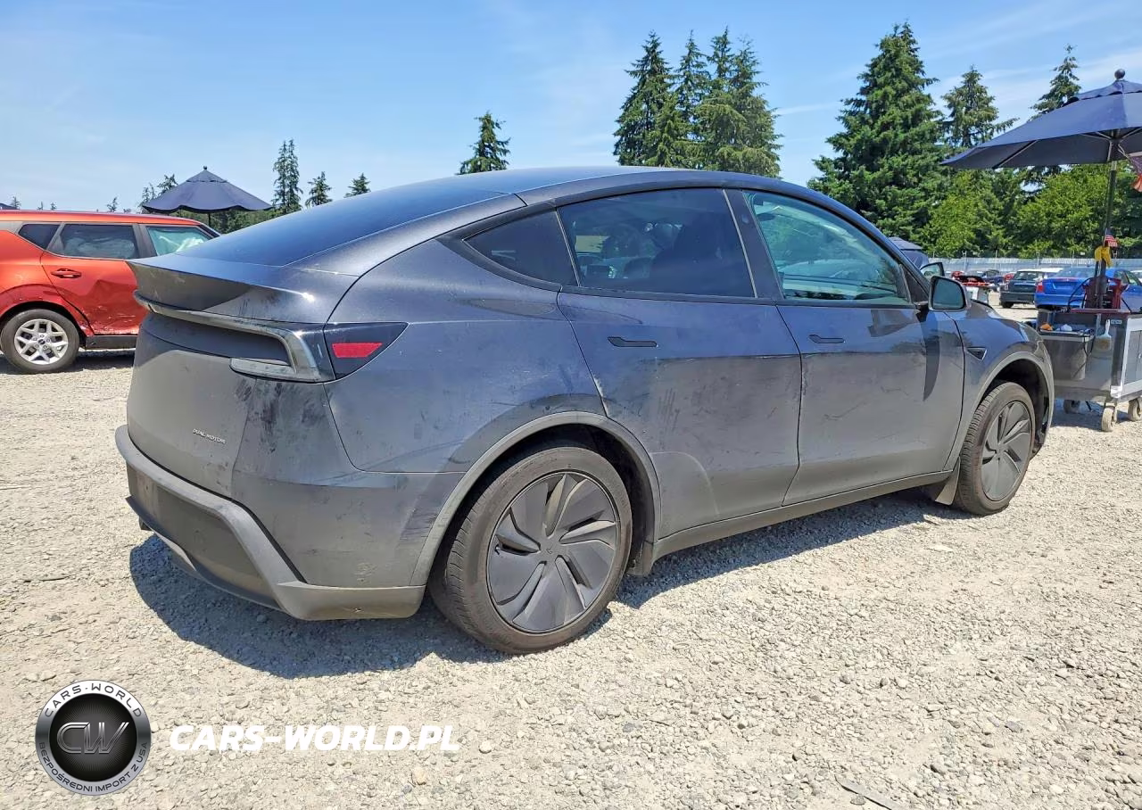 2026 Tesla Model Y VIN:7SAYGDEEXTF358855 - 3