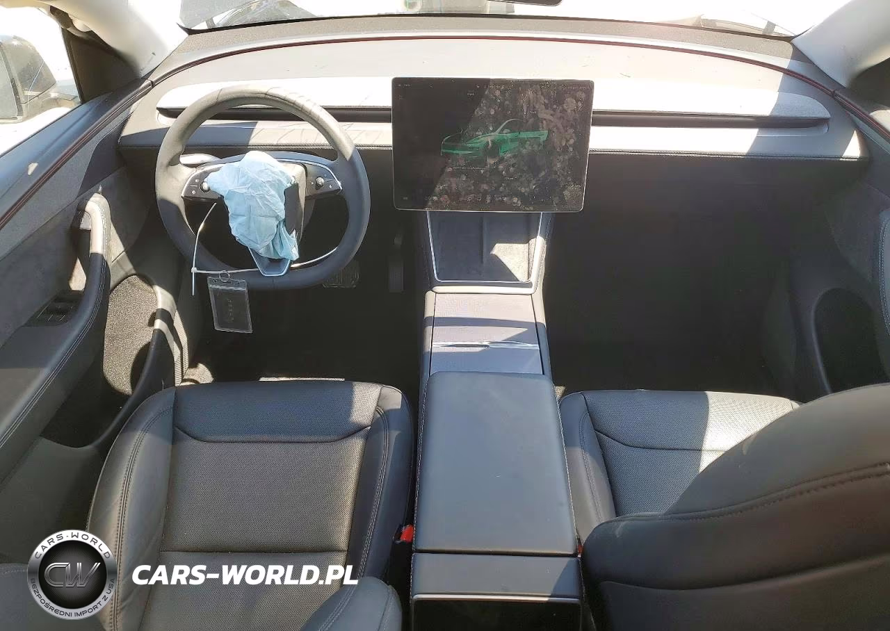 2026 Tesla Model Y VIN:7SAYGDEEXTF358855 - 8