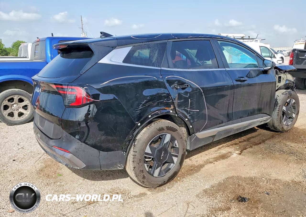2026 Kia Sportage Lx VIN:5XYK23DF9TG376813 - 3