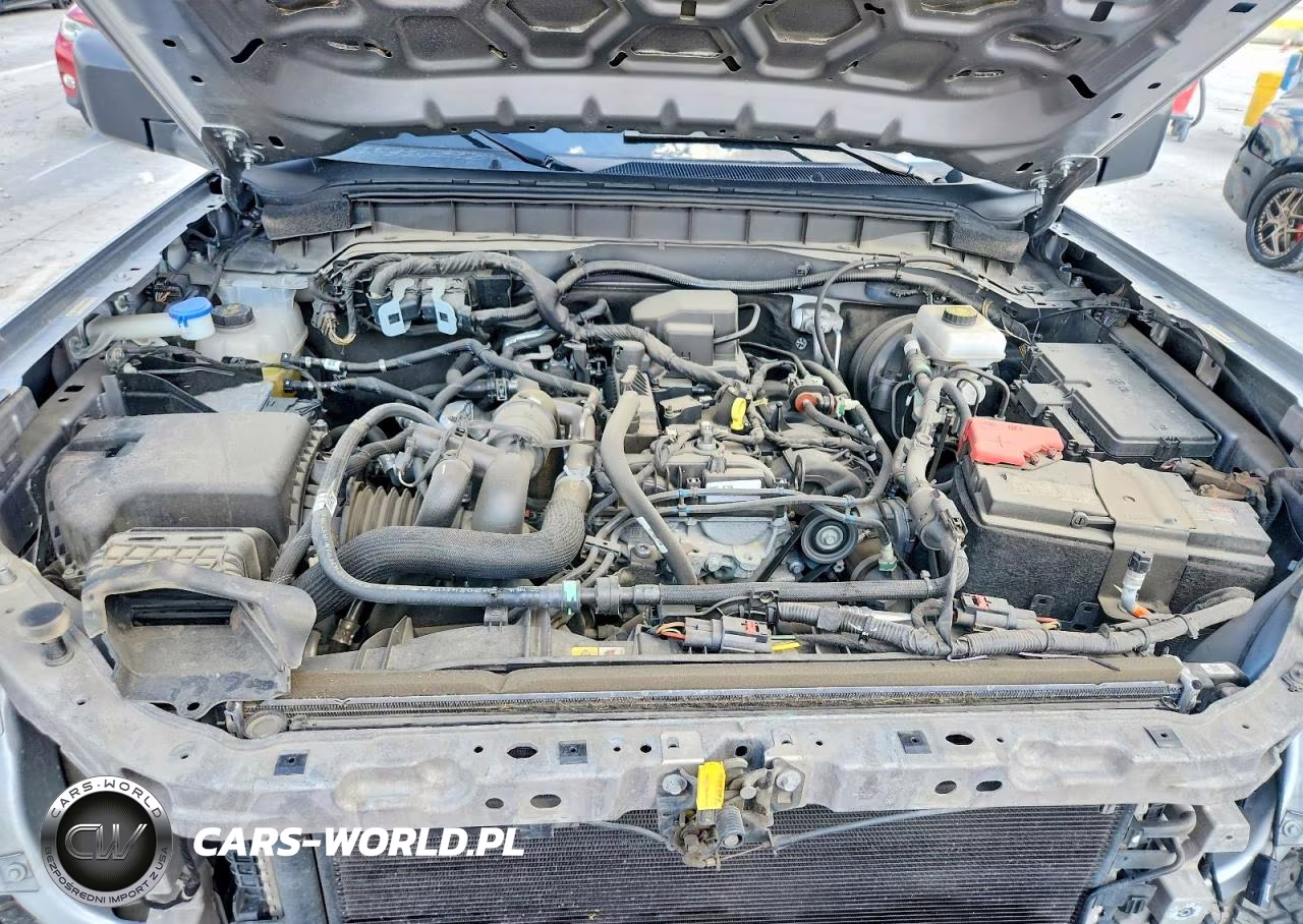 2023 Ford Bronco Base VIN:1FMDE5BH6PLB10378 - 12