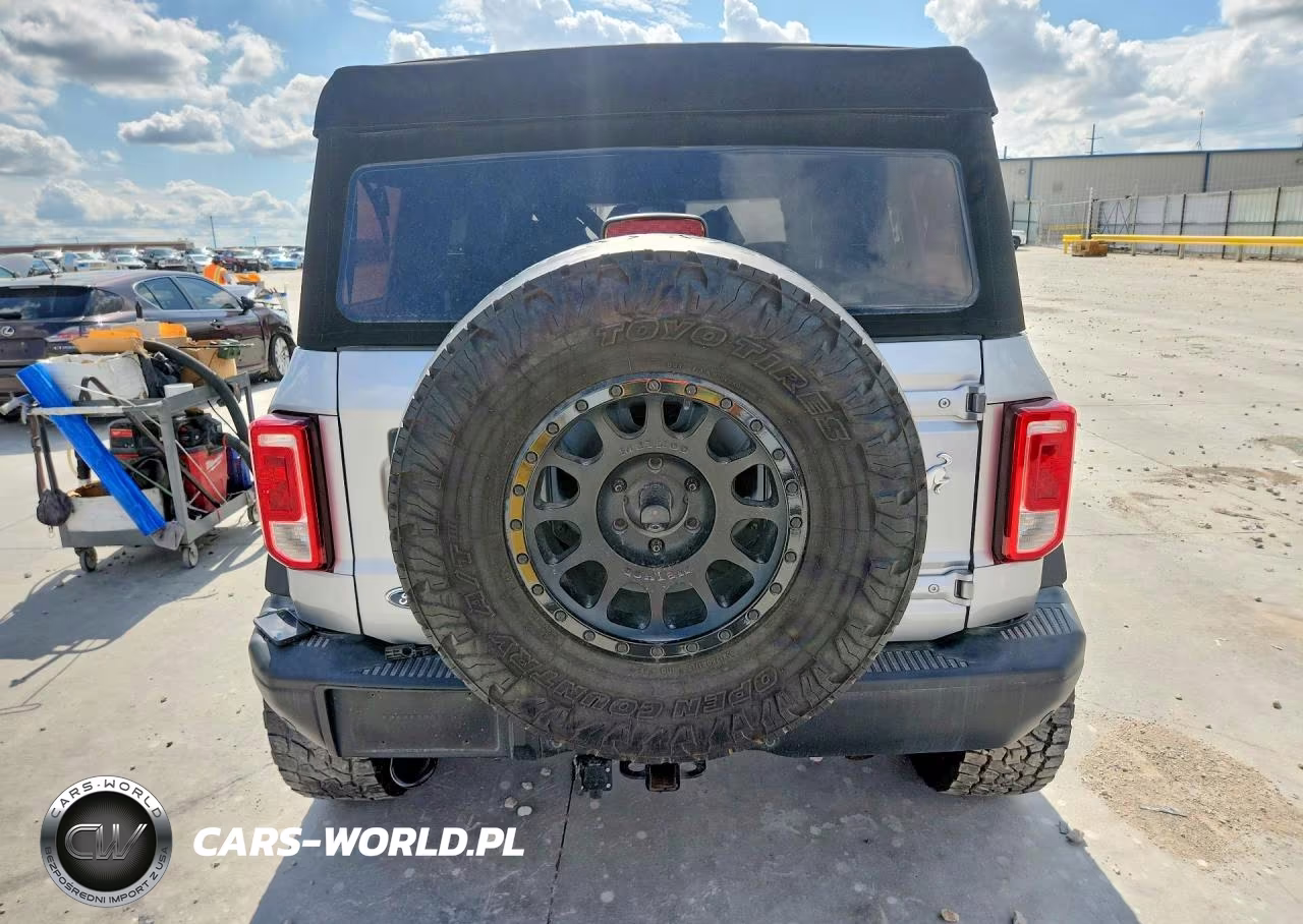 2023 Ford Bronco Base VIN:1FMDE5BH6PLB10378 - 6