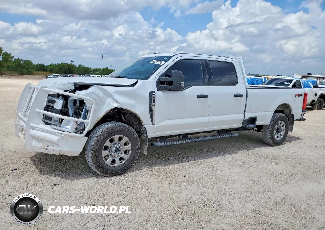 2024 Ford F250 Super Duty – zdjęcie 1 z 12