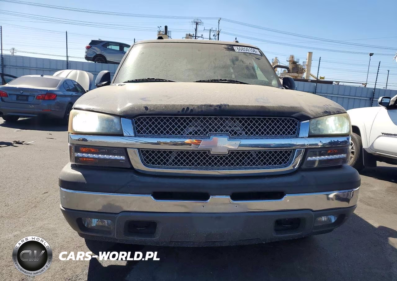 2005 Chevrolet Silverado C1500 VIN:2GCEC19N851367449 - 5