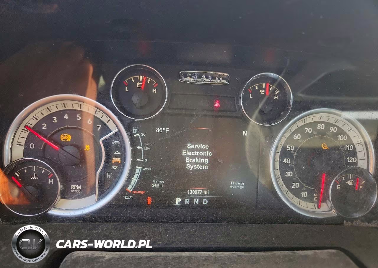 2018 Ram 1500 Slt VIN:1C6RR6LT6JS341079 - 9