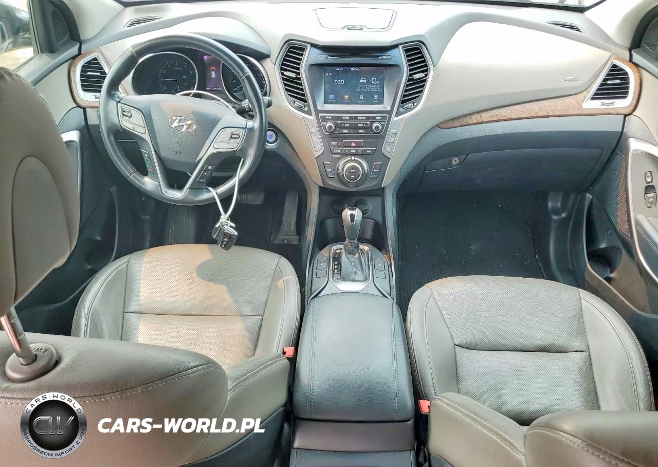 2017 Hyundai Santa Fe Limited VIN:KM8SNDHFXHU172790 - 8