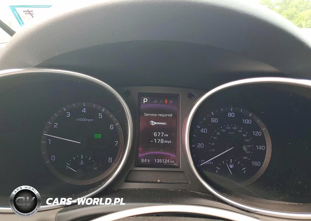 2017 Hyundai Santa Fe Limited VIN:KM8SNDHFXHU172790 - 9