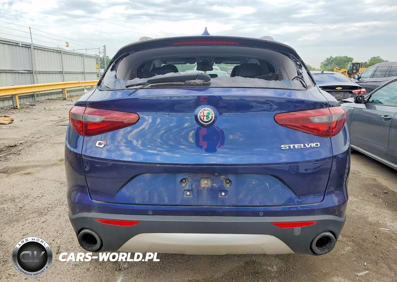 2018 Alfa Romeo Stelvio Sport VIN:ZASFAKPN1J7B58609 - 6