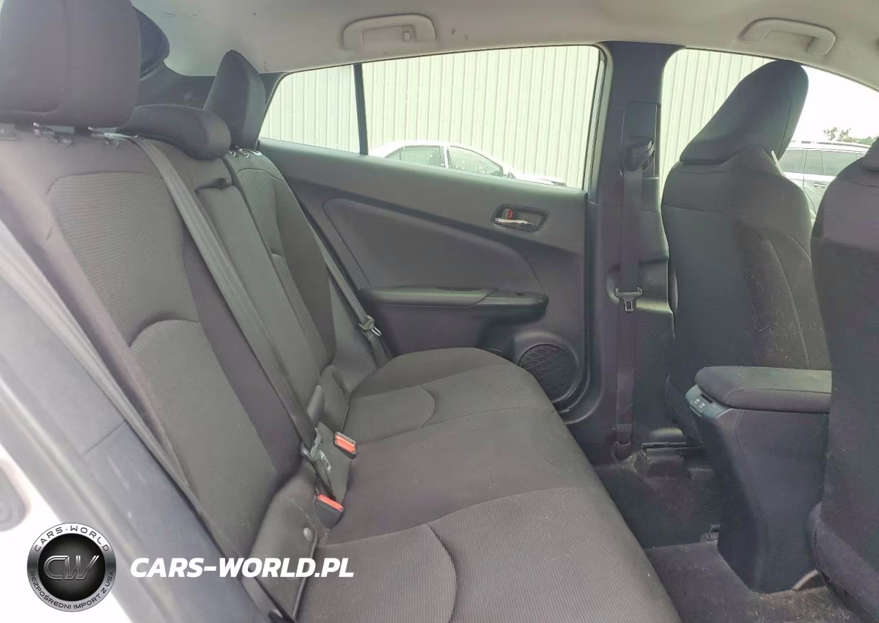 2021 Toyota Prius L Eco VIN:JTDKAMFUXM3126958 - 10