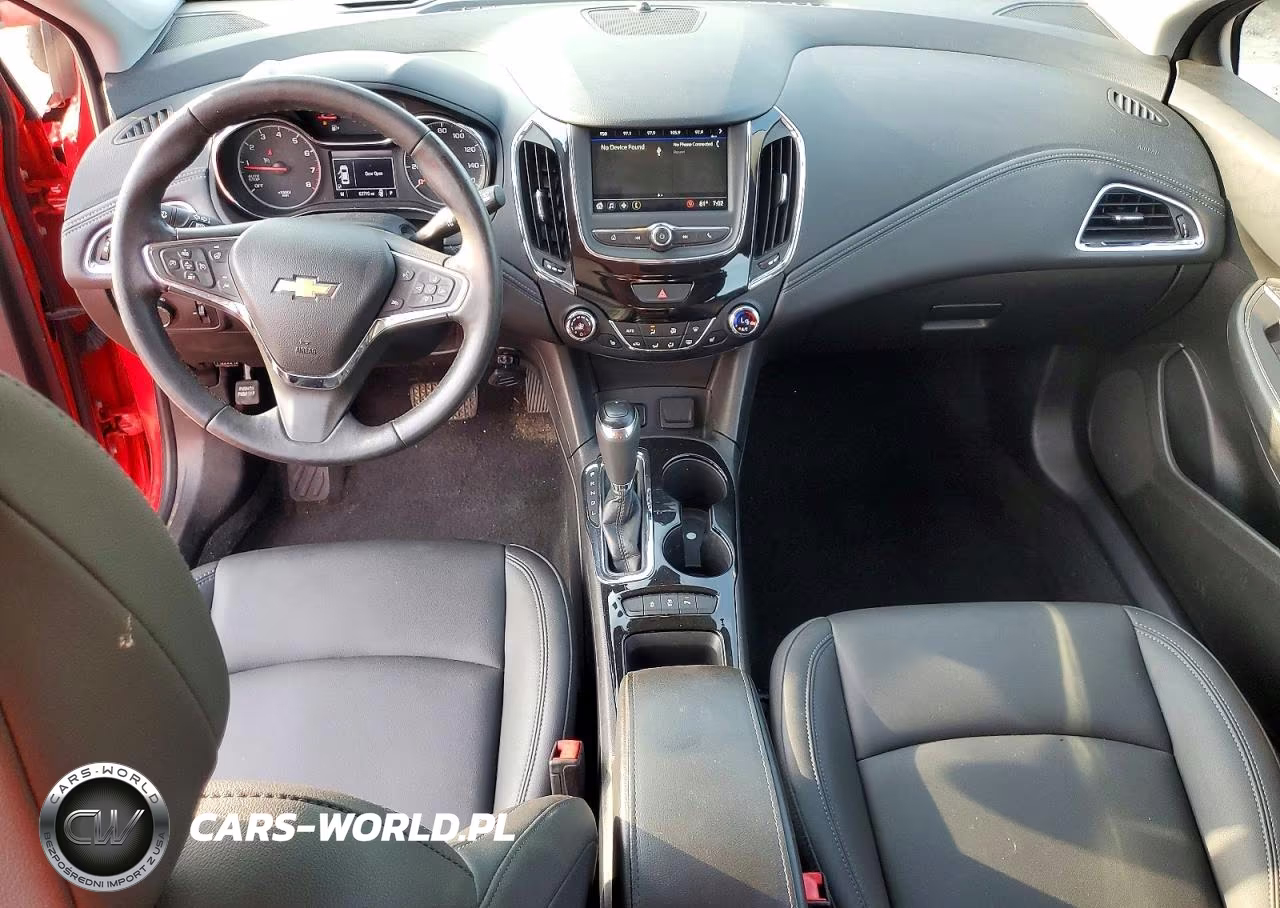 2019 Chevrolet Cruze Premier VIN:3G1BF6SM0KS563936 - 8