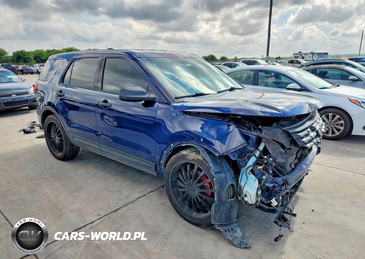 2019 Ford Explorer Police Interceptor VIN:1FM5K8AR2KGA79110 - 4