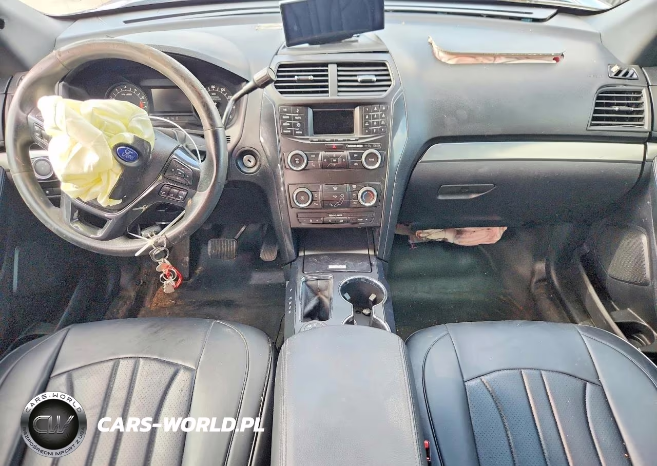 2019 Ford Explorer Police Interceptor VIN:1FM5K8AR2KGA79110 - 8