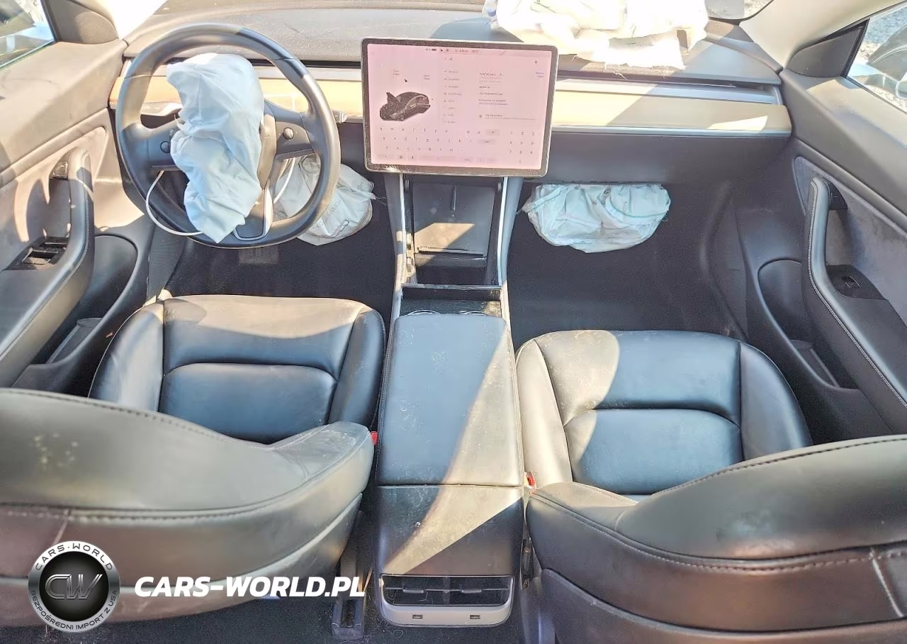2018 Tesla Model 3 VIN:5YJ3E1EB9JF127881 - 8