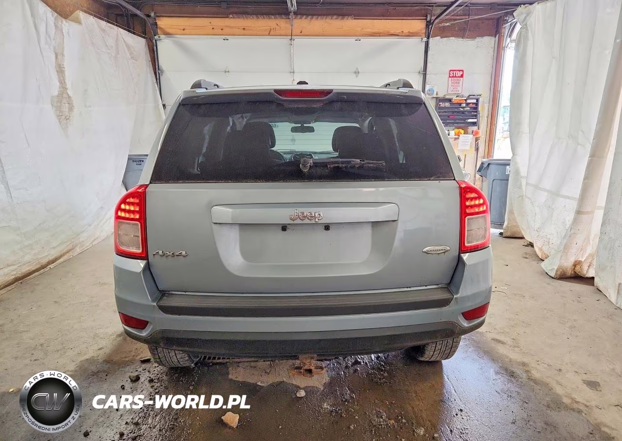 2013 Jeep Compass Latitude VIN:1C4NJDEB0DD114731 - 6