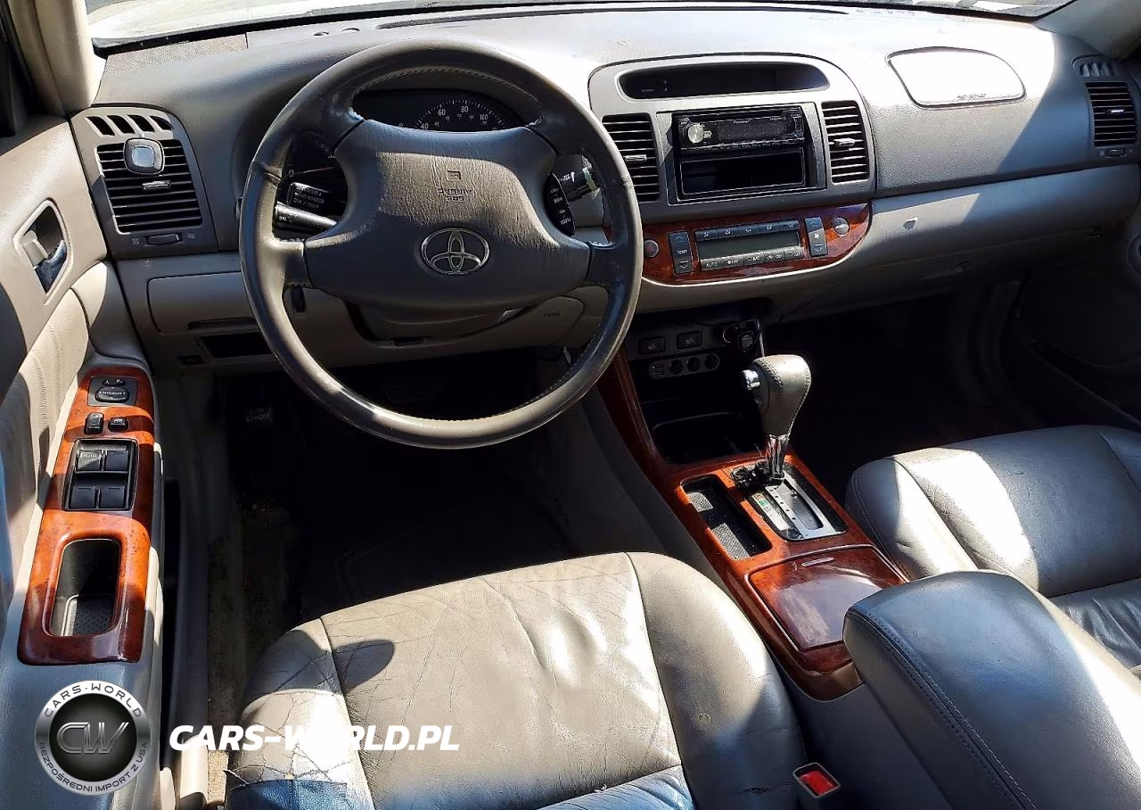 2002 Toyota Camry Xle V6 VIN:4T1BF30K42U010578 - 8