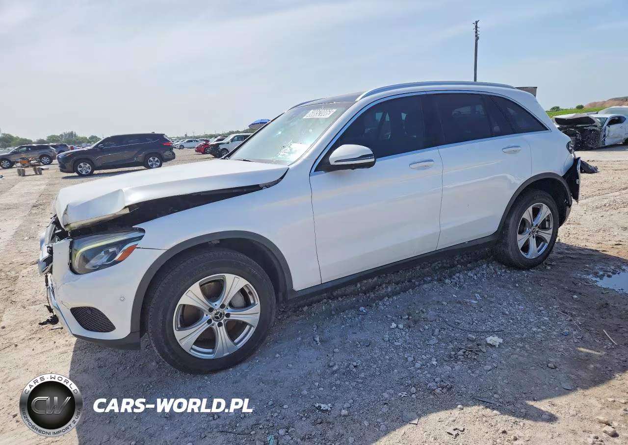 2018 Mercedes-Benz Glc 300 – zdjęcie 1 z 13