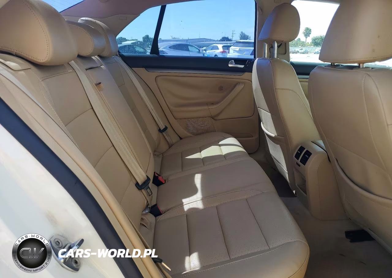 2007 Volkswagen Jetta Wolfsburg VIN:3VWEG71K77M181421 - 10