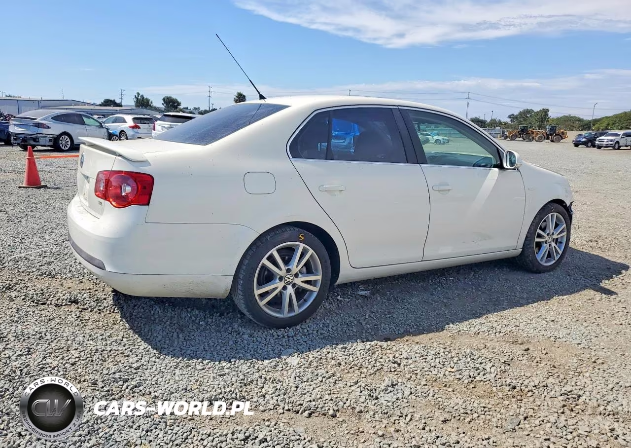 2007 Volkswagen Jetta Wolfsburg VIN:3VWEG71K77M181421 - 3