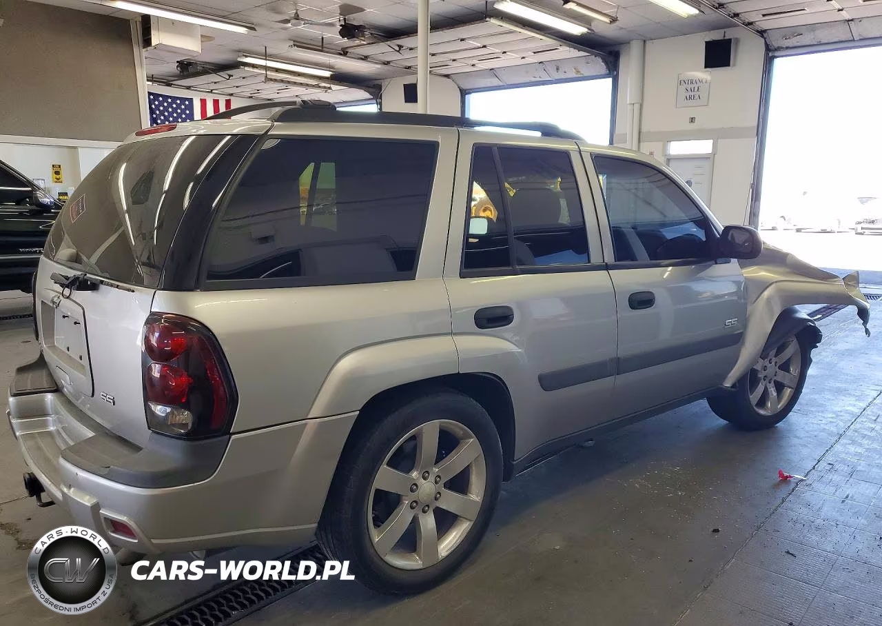 2005 Chevrolet Trailblazer Ls VIN:1GNDT13S252205172 - 3
