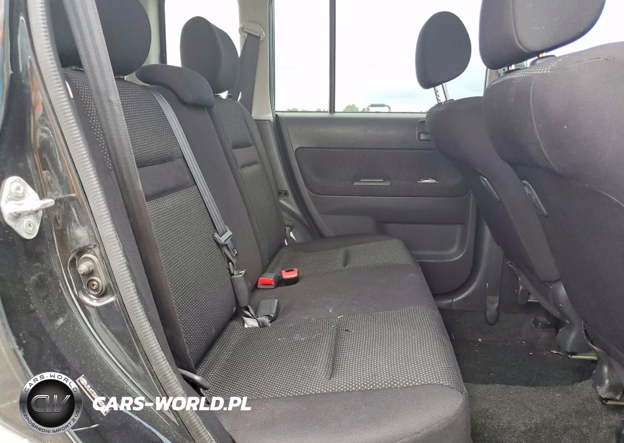 2005 Toyota Scion Xb VIN:JTLKT334954004651 - 10