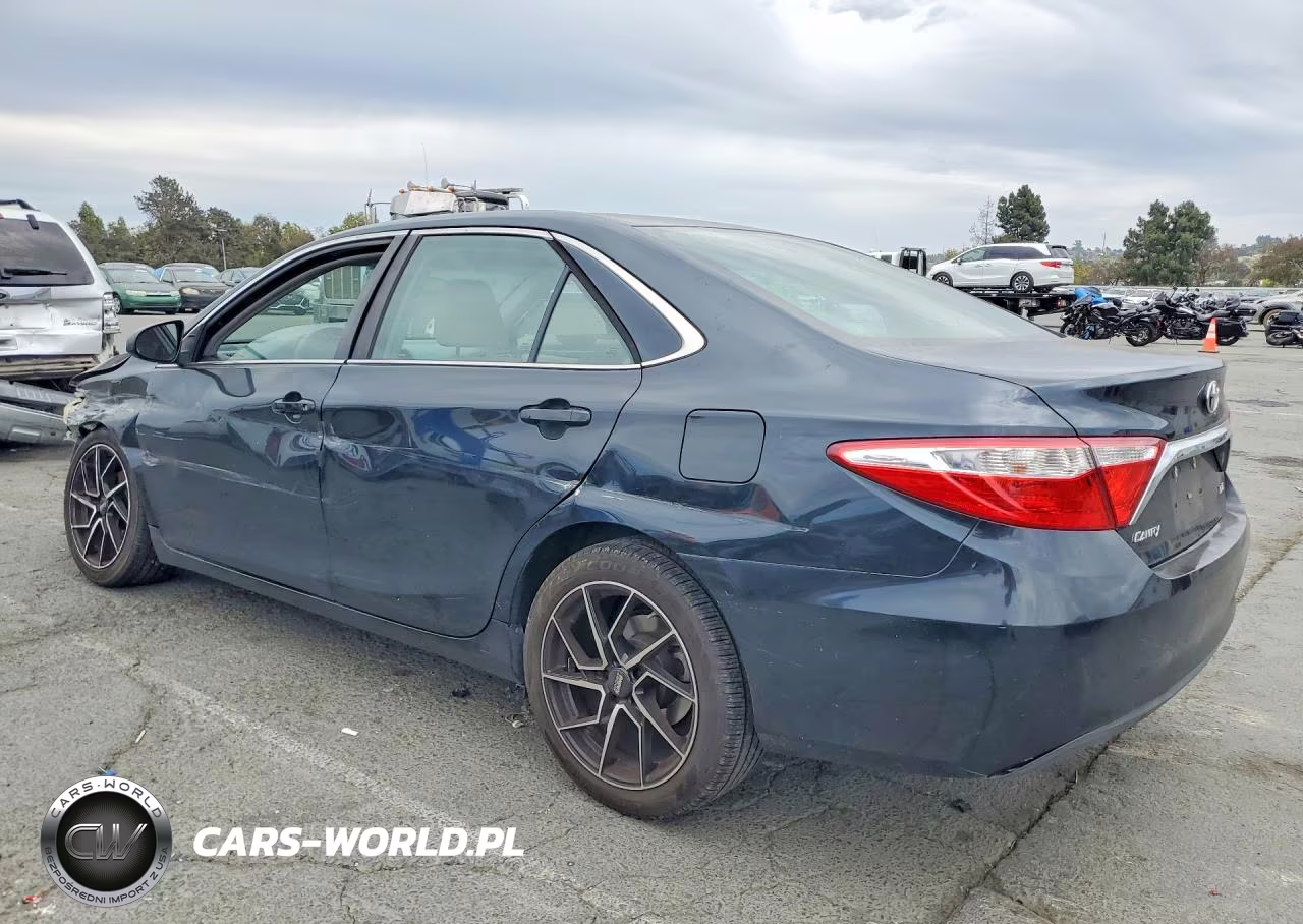 2015 Toyota Camry Le VIN:4T1BF1FK9FU932040 - 2
