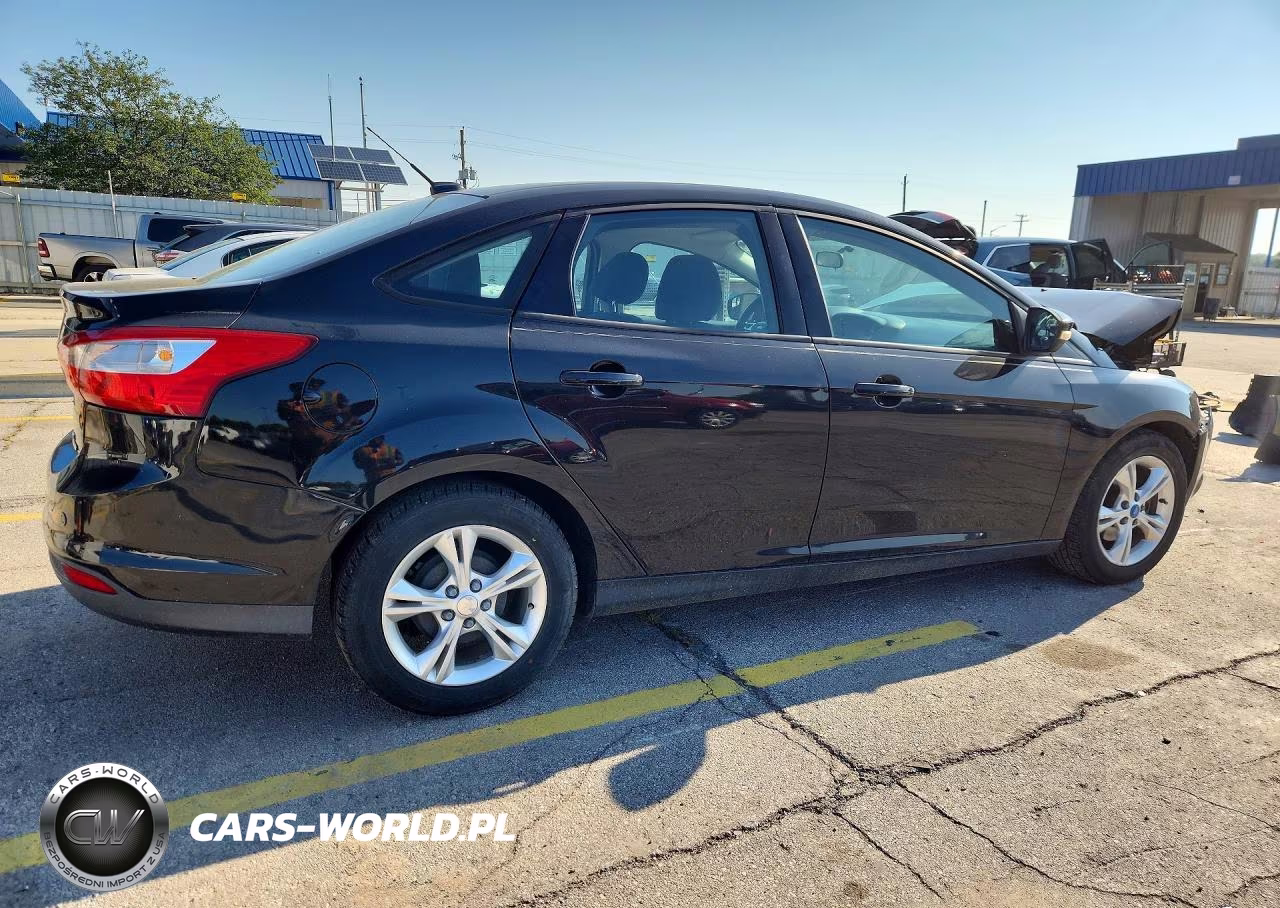 2013 Ford Focus Se VIN:1FADP3F25DL188824 - 3