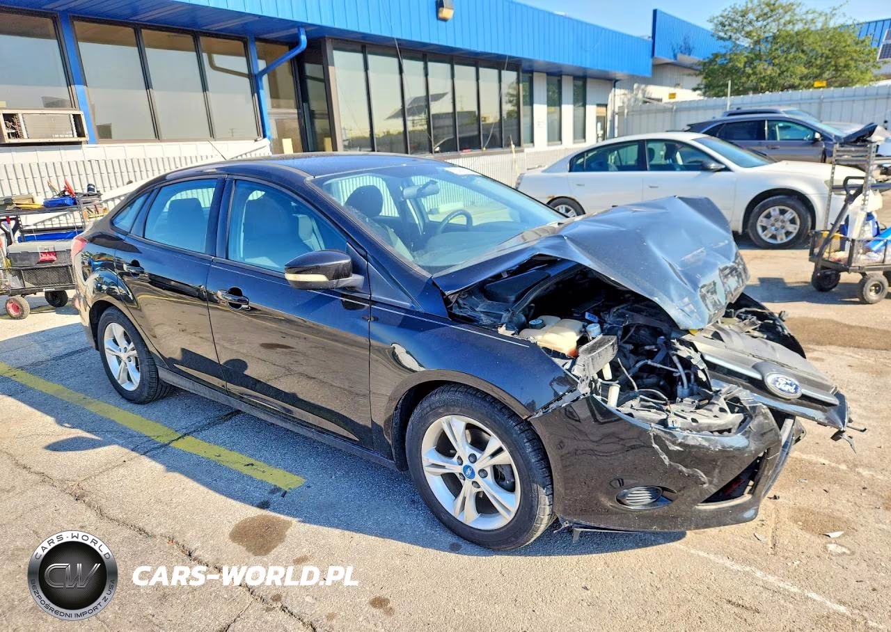 2013 Ford Focus Se VIN:1FADP3F25DL188824 - 4