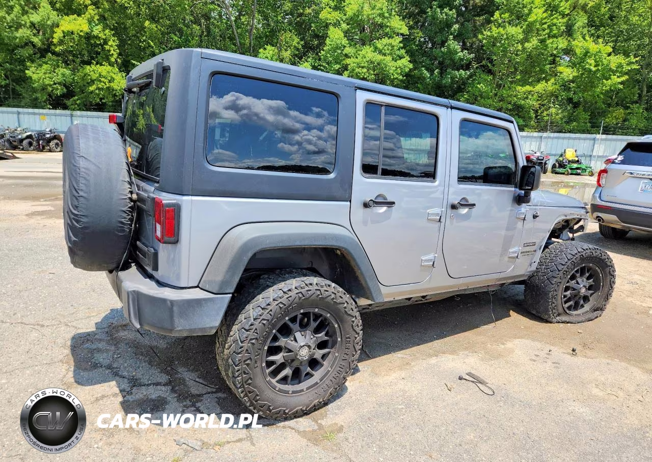2017 Jeep Wrangler Unlimited Sport VIN:1C4BJWDG2HL649325 - 3