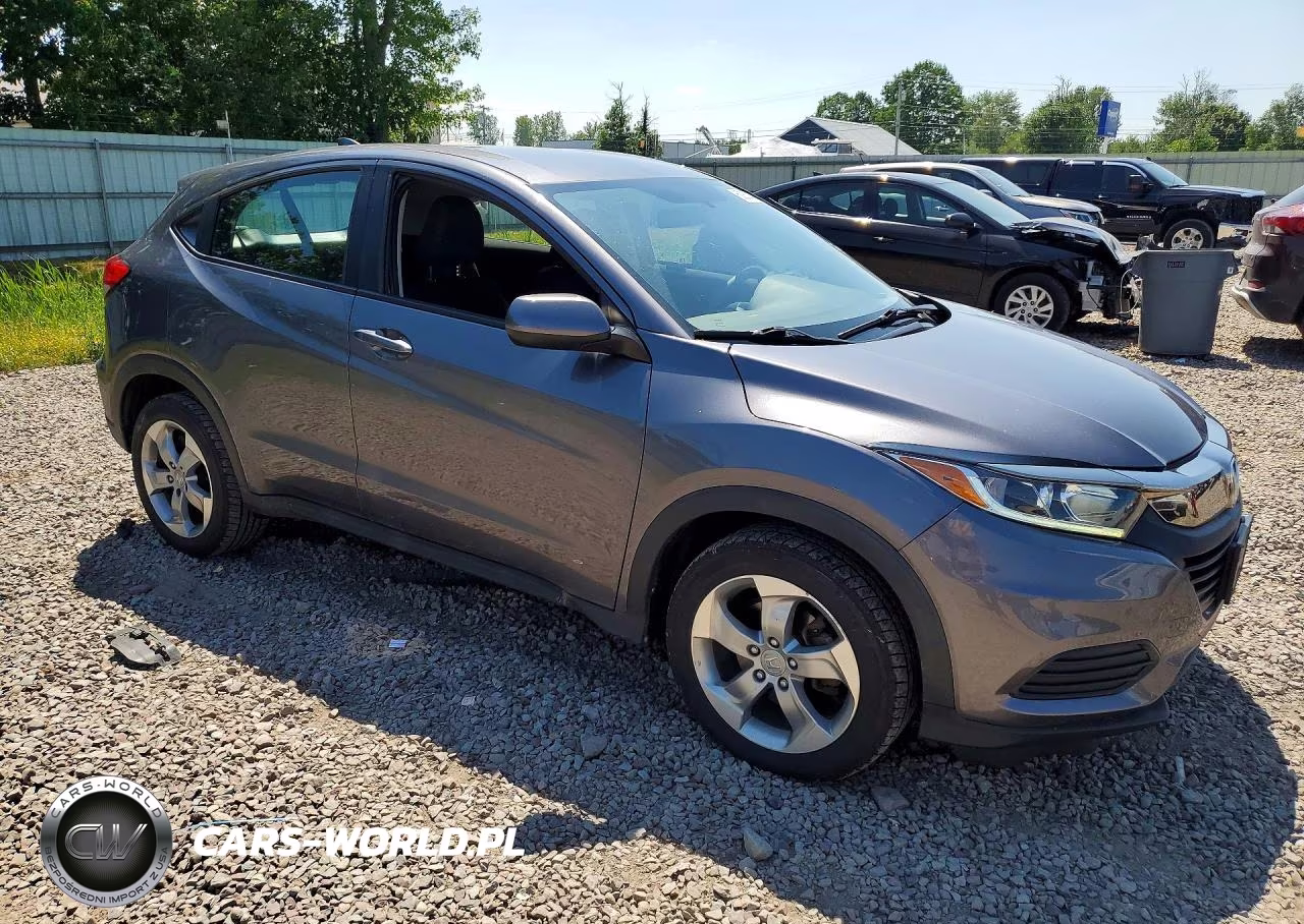 2019 Honda Hr-V Lx VIN:3CZRU6H37KG717615 - 4