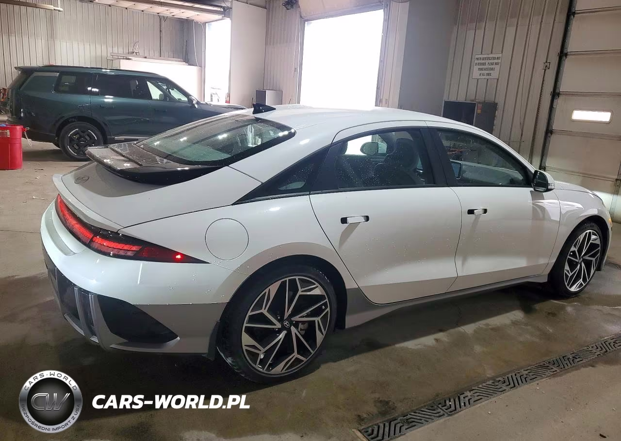 2023 Hyundai Ioniq 6 Sel VIN:KMHM34AC6PA045713 - 3