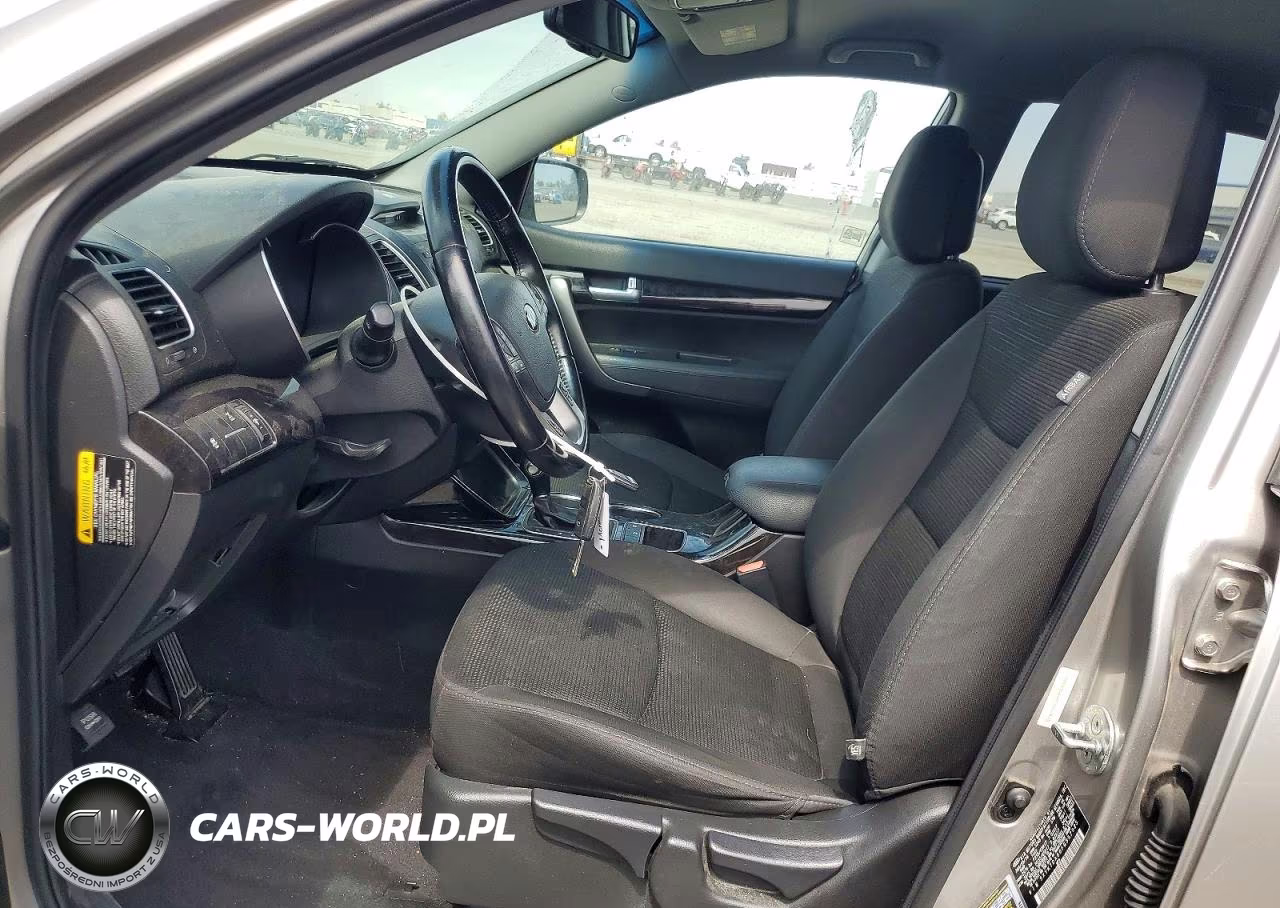 2015 Kia Sorento Lx VIN:5XYKTDA60FG557925 - 7