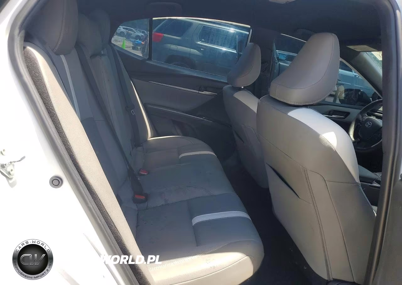 2025 Toyota Camry Se VIN:4T1DAACK1SU648312 - 10