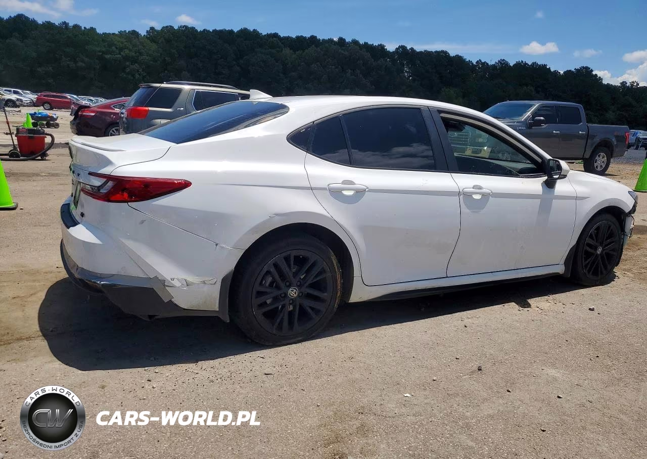 2025 Toyota Camry Se VIN:4T1DAACK1SU648312 - 3