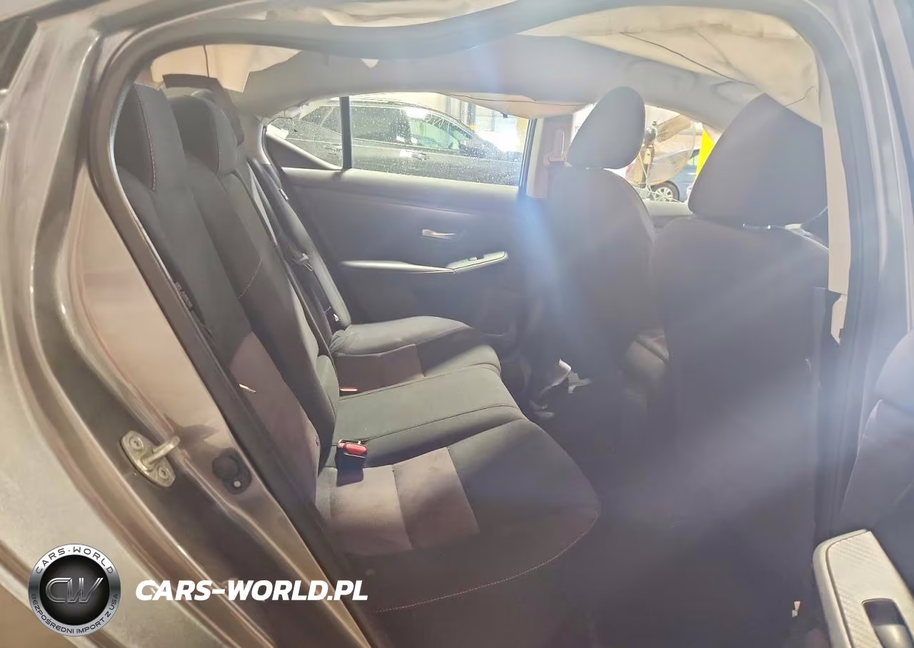 2022 Nissan Sentra Sr VIN:3N1AB8DV8NY241744 - 10