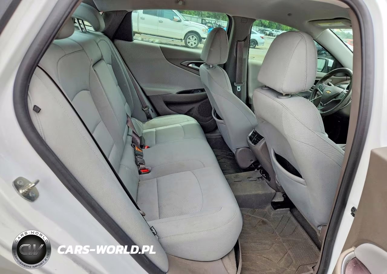2018 Chevrolet Malibu Lt VIN:1G1ZD5STXJF281148 - 10