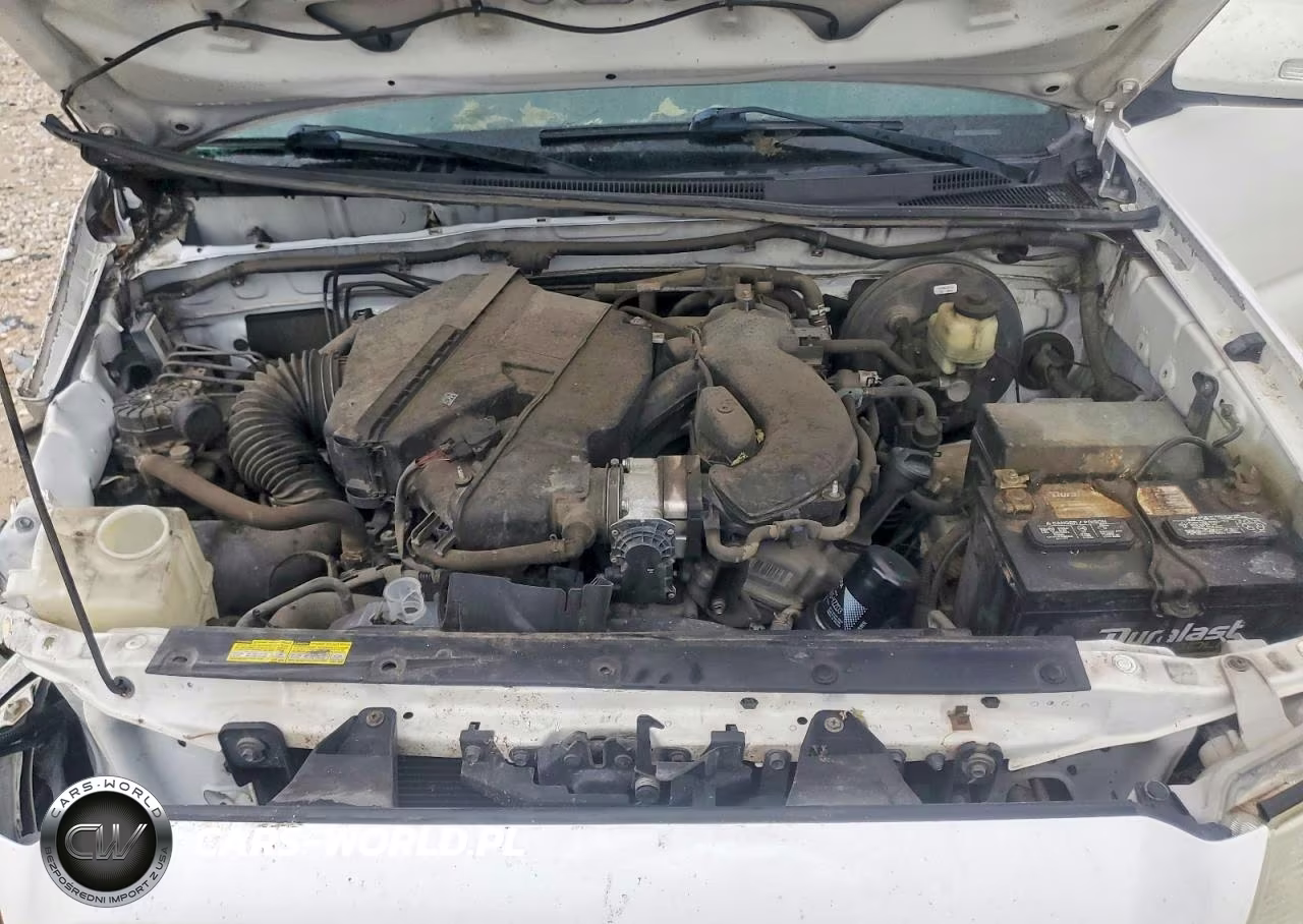 2015 Toyota Tacoma V6 VIN:3TMLU4EN7FM171072 - 11
