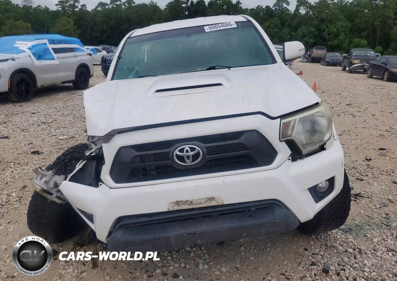 2015 Toyota Tacoma V6 VIN:3TMLU4EN7FM171072 - 5