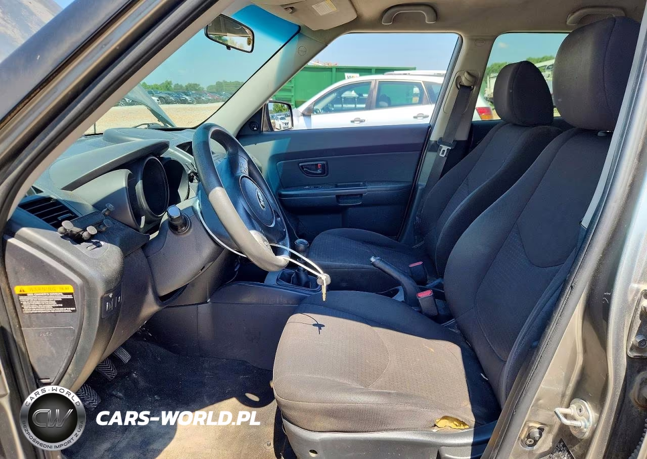 2013 Kia Soul Base VIN:KNDJT2A56D7500758 - 7