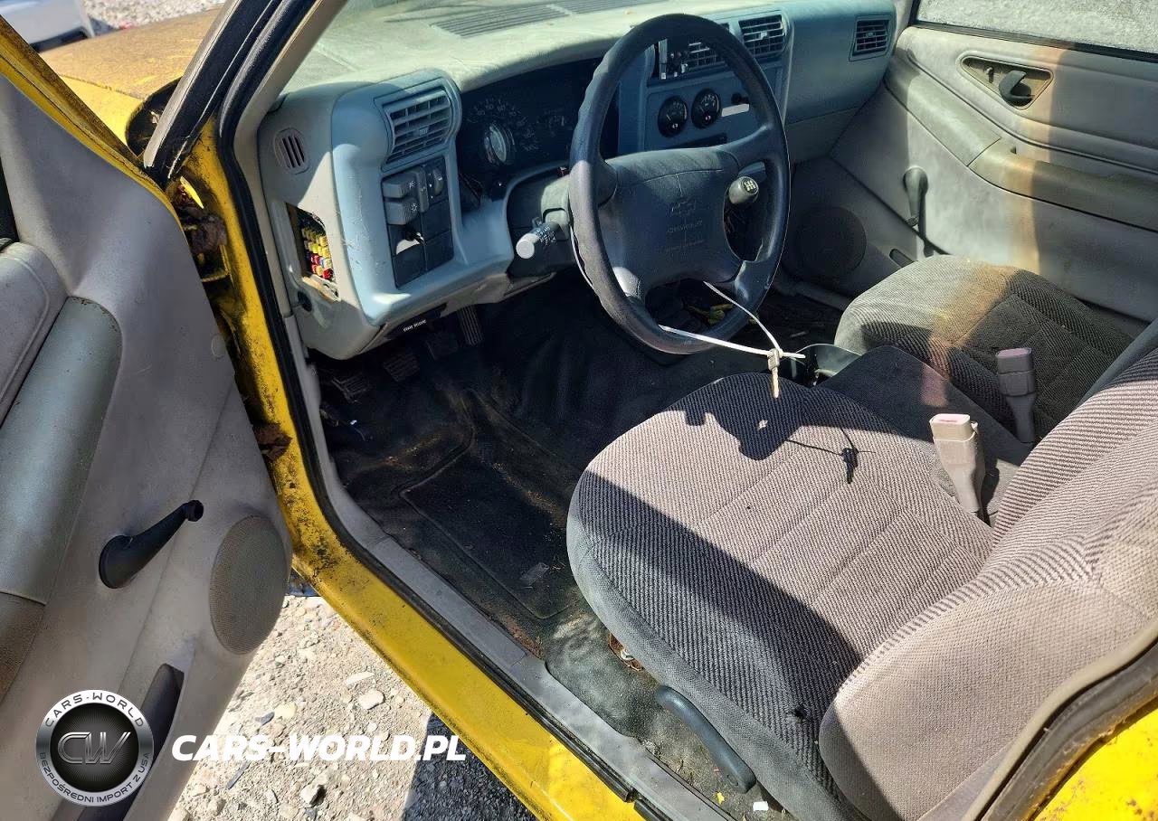 1995 Chev S-10 VIN:1GCCS1443S8255689 - 8