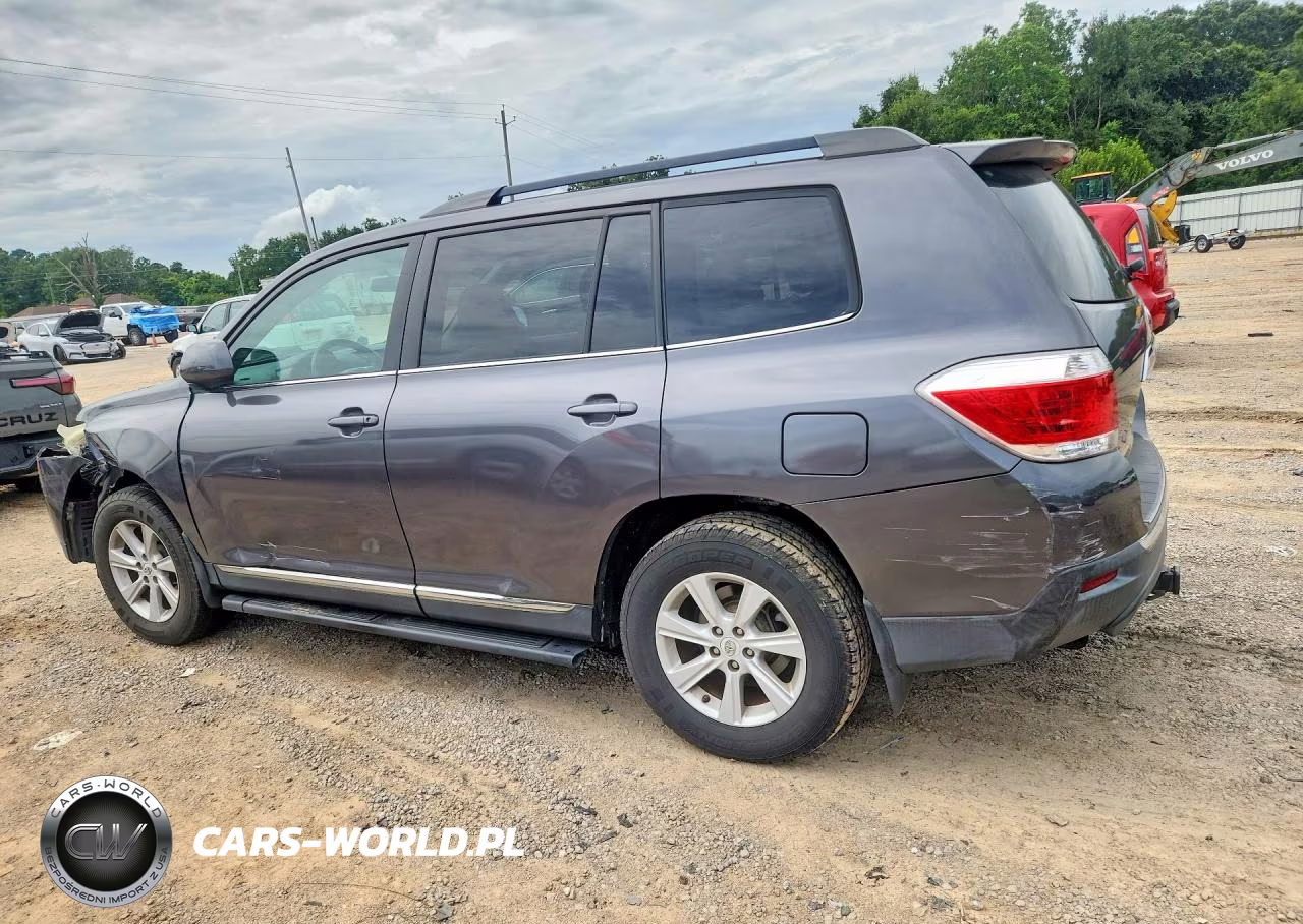 2012 Toyota Highlander Base VIN:5TDBK3EH1CS156682 - 2