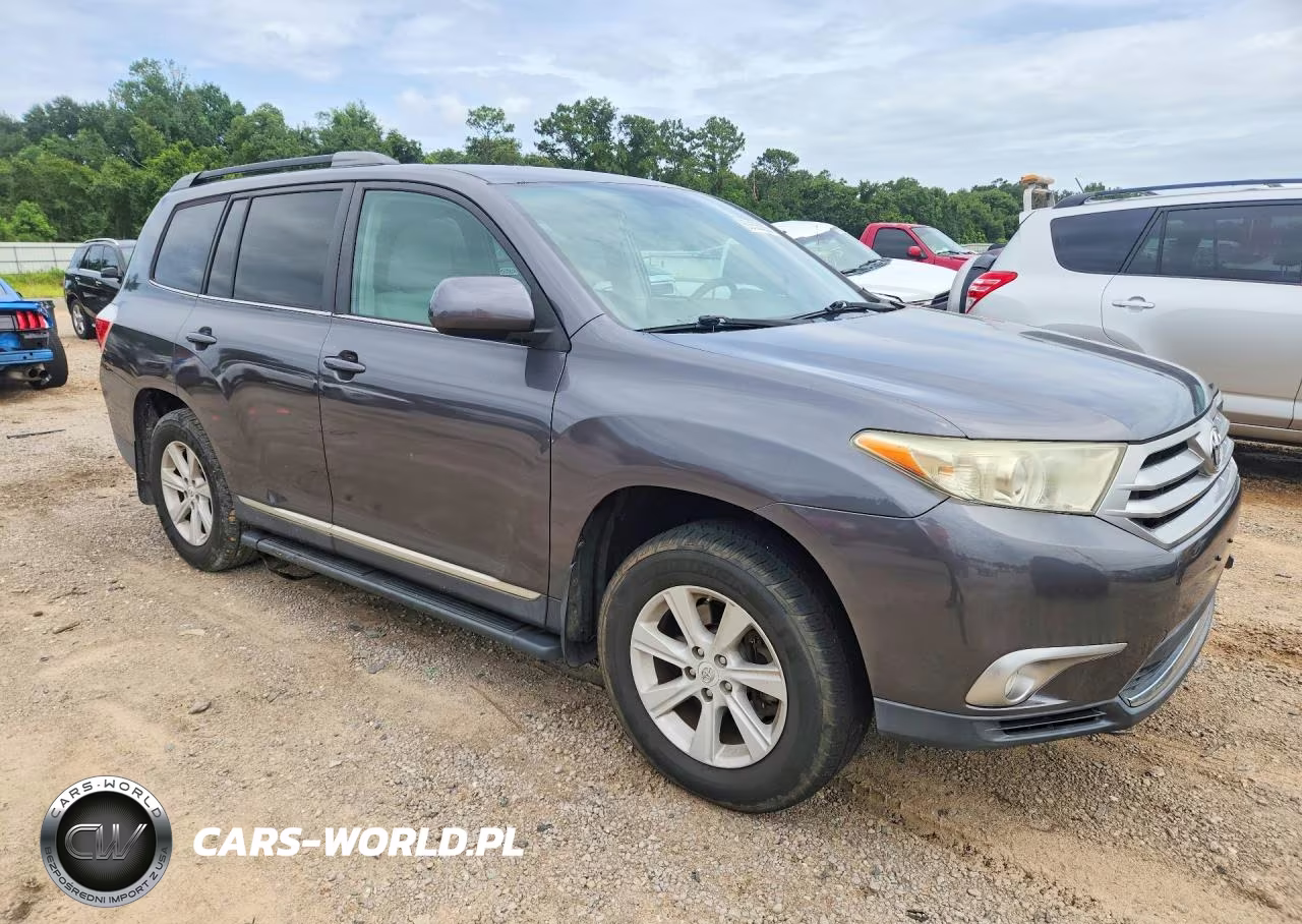 2012 Toyota Highlander Base VIN:5TDBK3EH1CS156682 - 4
