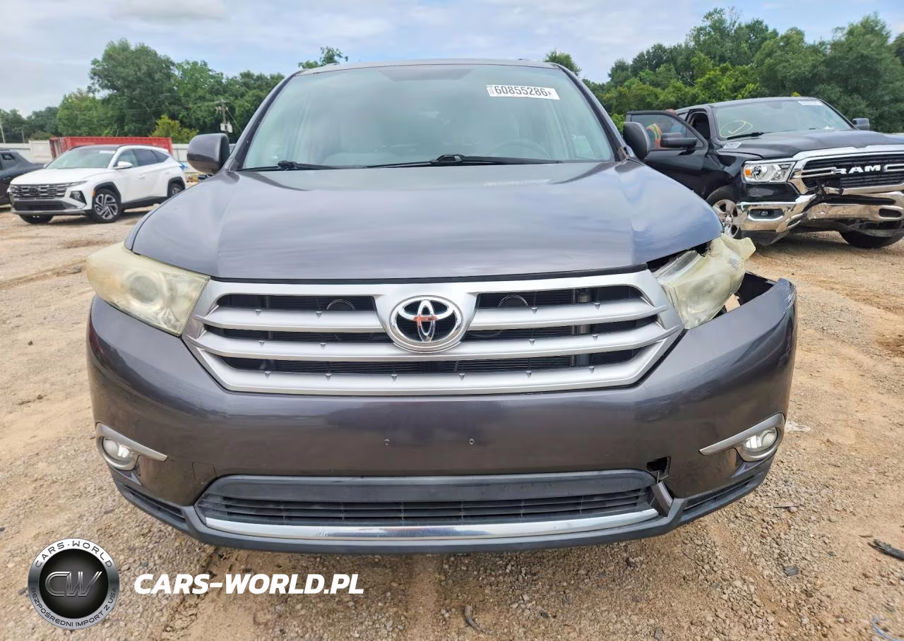 2012 Toyota Highlander Base VIN:5TDBK3EH1CS156682 - 5
