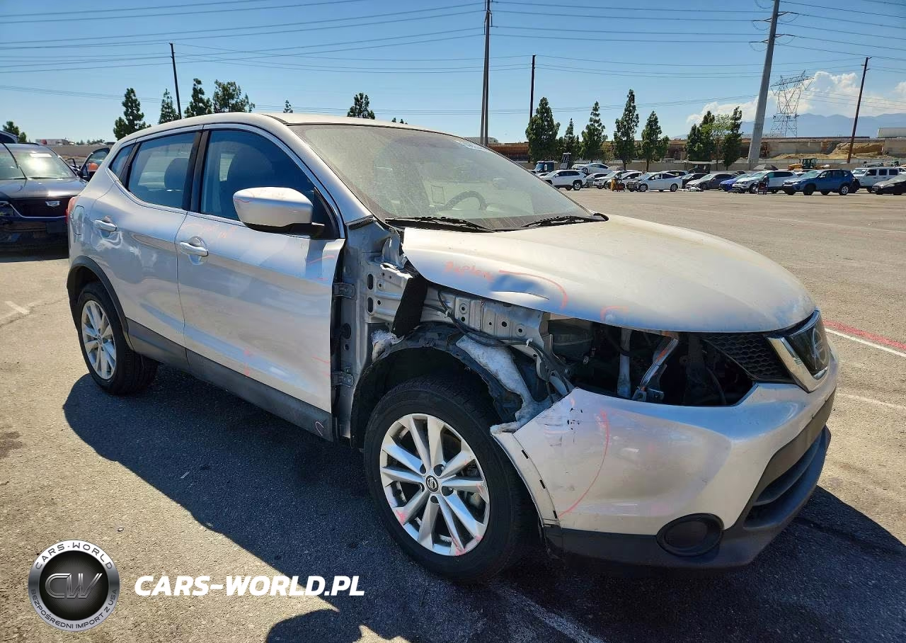2019 Nissan Rogue Sport S VIN:JN1BJ1CP6KW229080 - 4