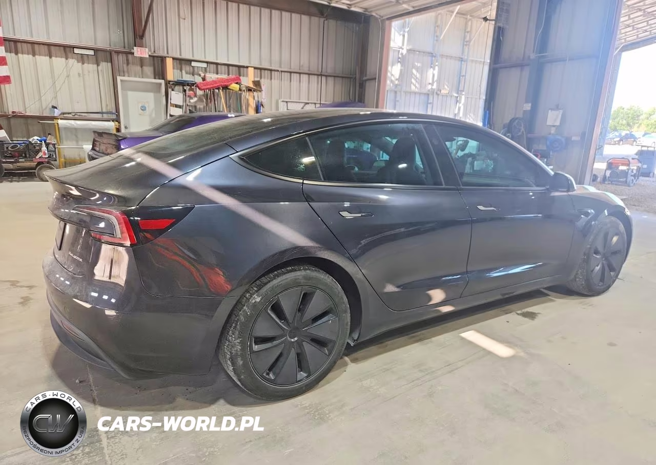 2024 Tesla Model 3 Long Range Dual Motor All-Wheel Drive VIN:5YJ3E1EBXRF836833 - 3