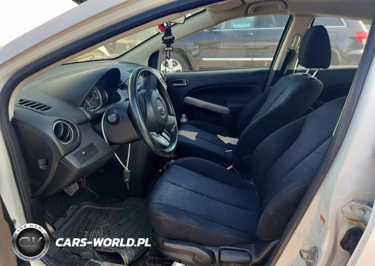 2011 Mazda Mazda2 VIN:JM1DE1HZ4B0105137 - 7