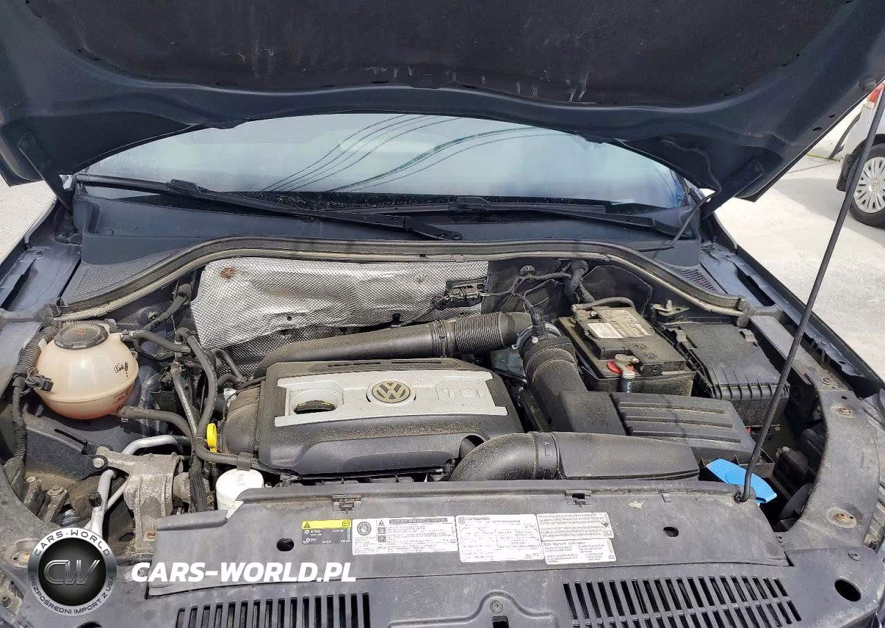 2017 Volkswagen Tiguan S VIN:WVGBV7AX2HK049940 - 12