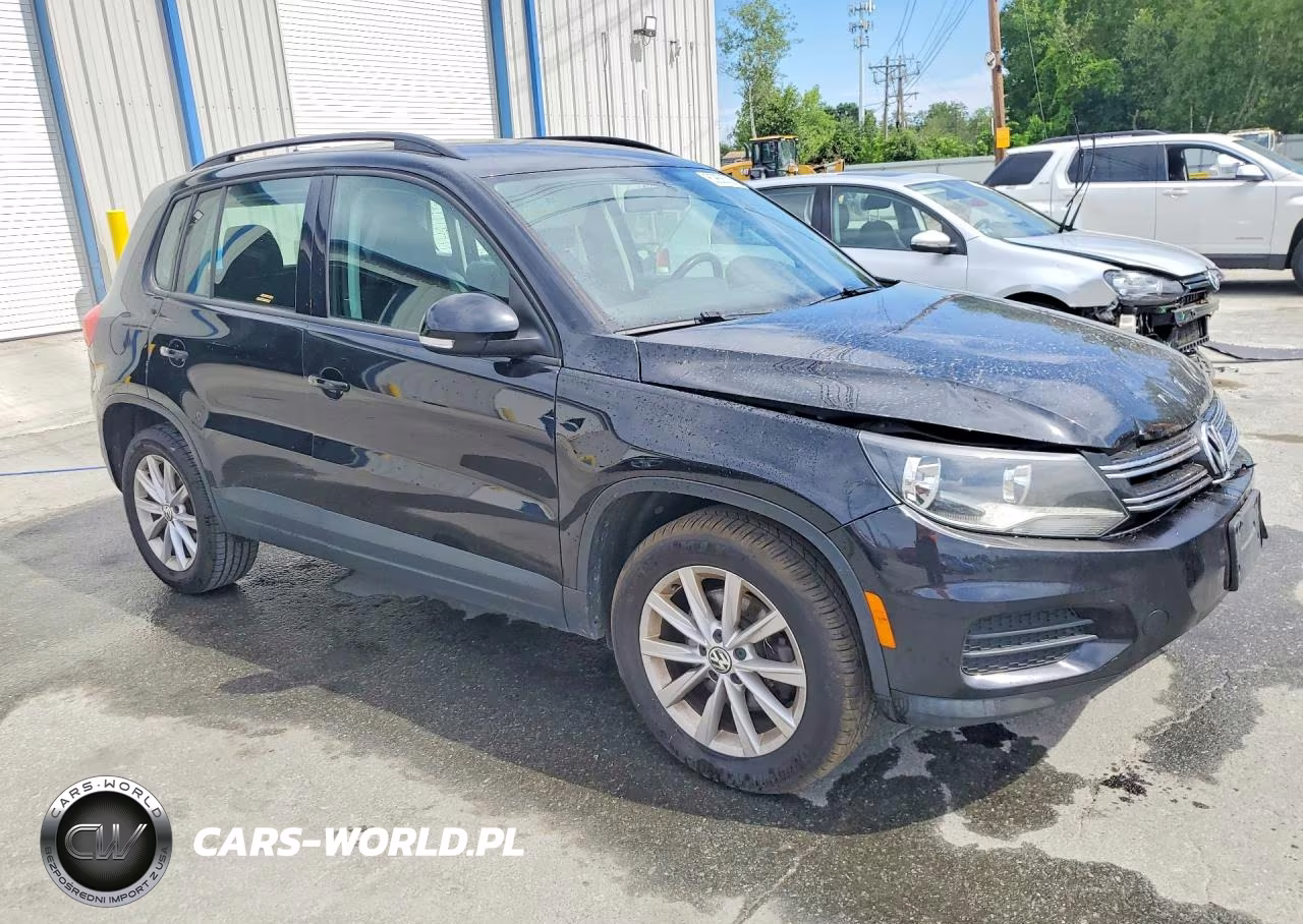 2017 Volkswagen Tiguan S VIN:WVGBV7AX2HK049940 - 4