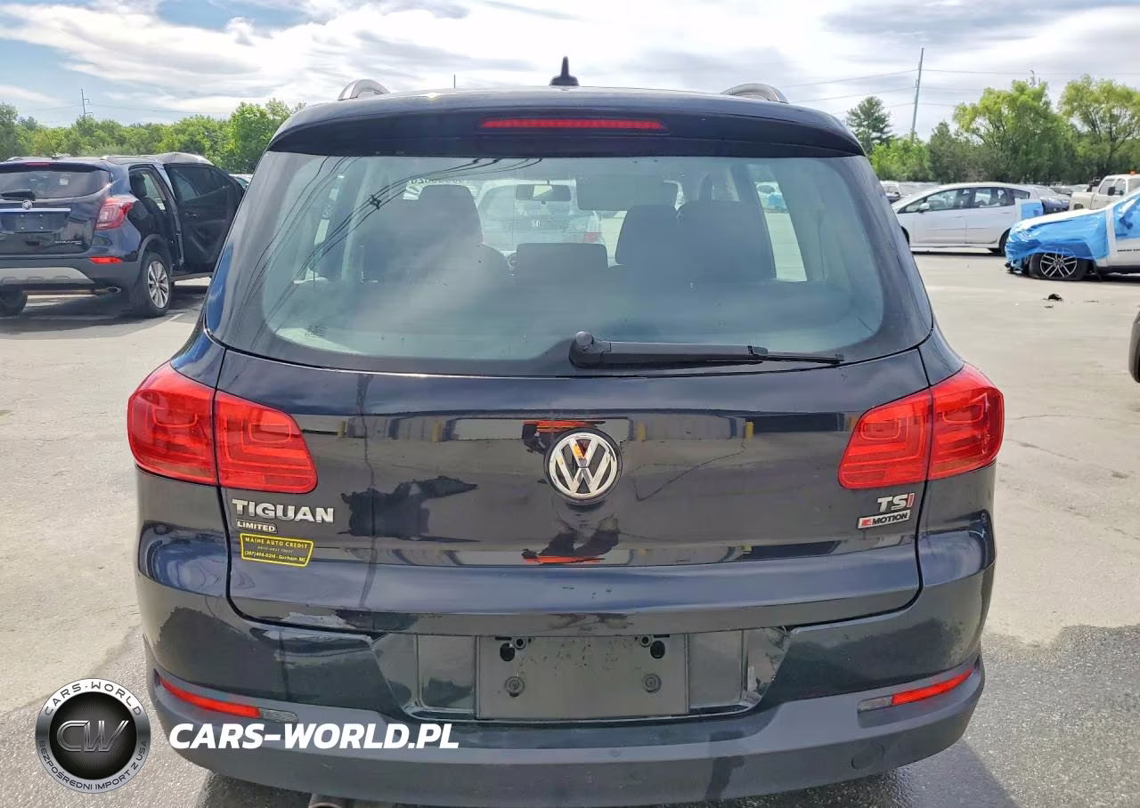 2017 Volkswagen Tiguan S VIN:WVGBV7AX2HK049940 - 6