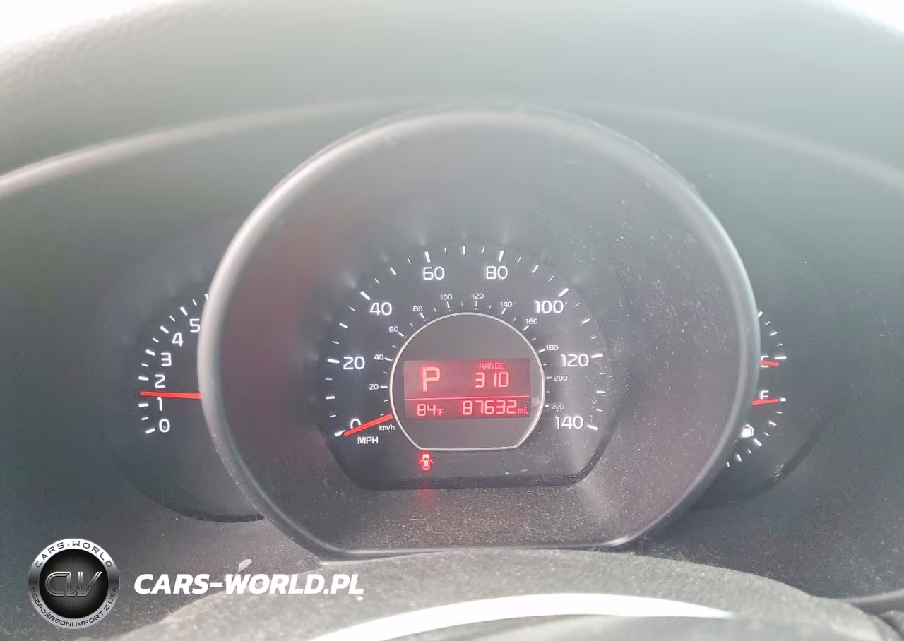 2017 Kia Soul + VIN:KNDJP3A55H7415166 - 9