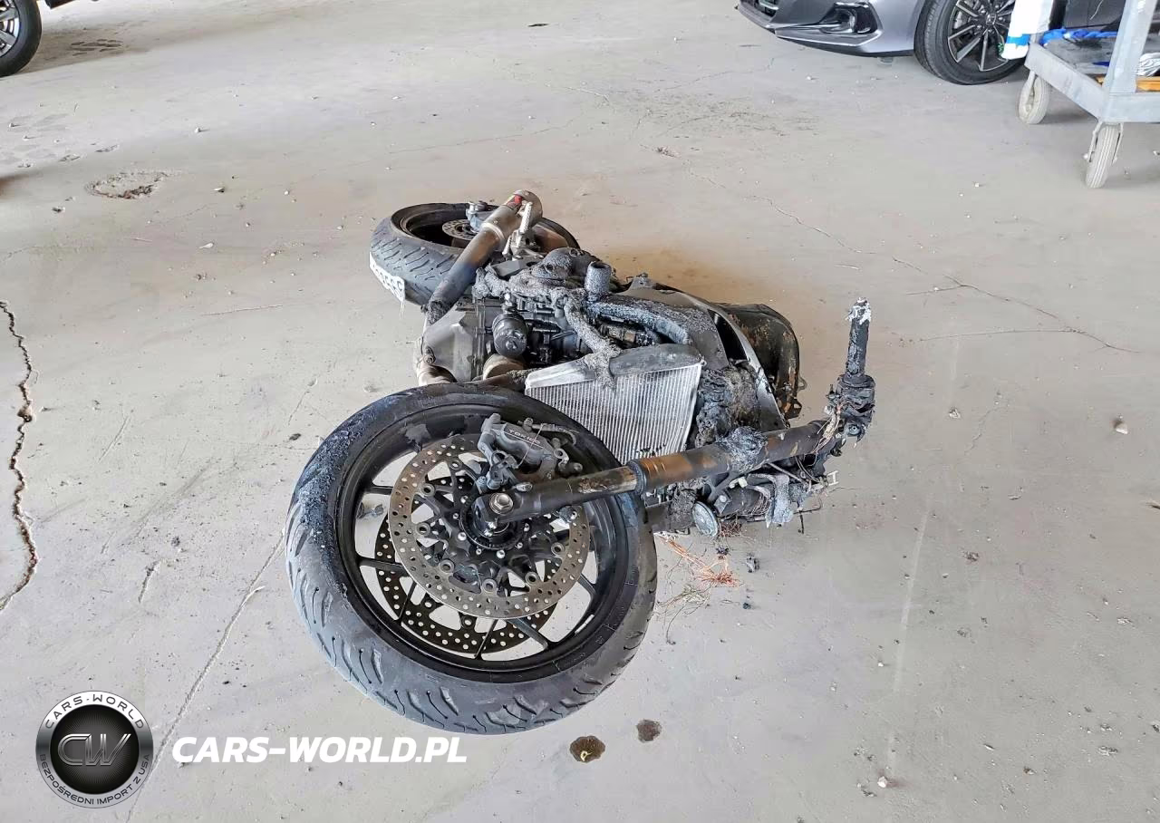 2025 Honda Cbr1000 Ra VIN:JH2SC7750SK800161 - 2